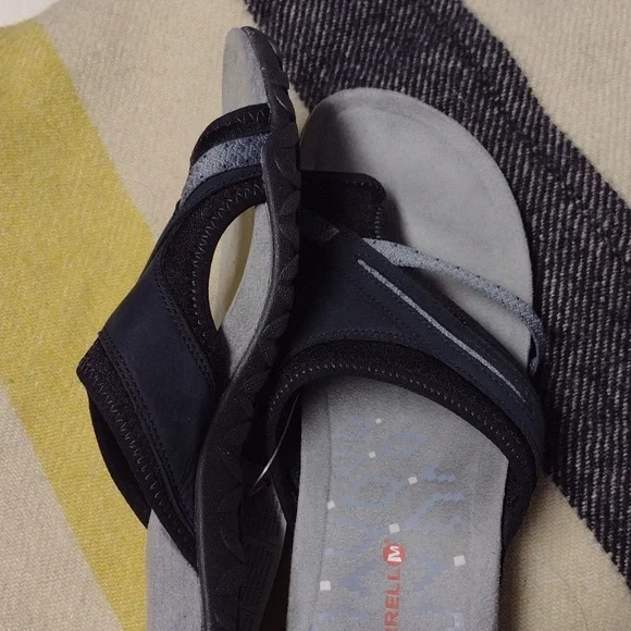 Merrell Black and Gray Terrain Comfort Sandals Sz 8 - Picture 9 of 9